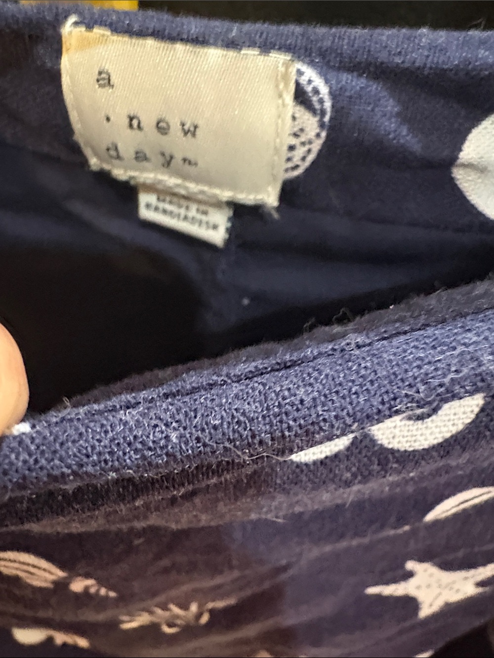 Ladies Navy Shell-Print Skort - Picture 2 of 8